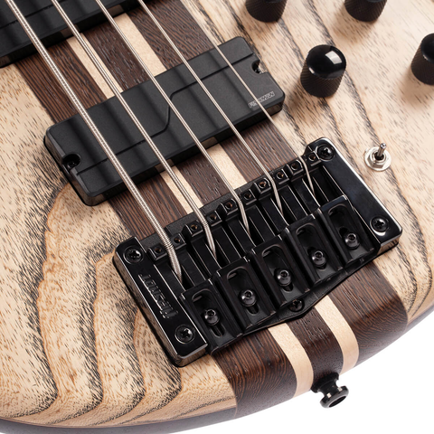 Bajo Eléctrico A5 Ultra Ash 5 Cuerdas Cort Natural Ceniza Con Estuche
