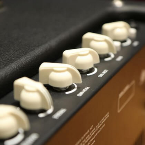 Amplificador Para Bajo Cort Cm150b