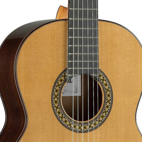 Guitarra Clasica Alhambra 4p Con Estuche Premium