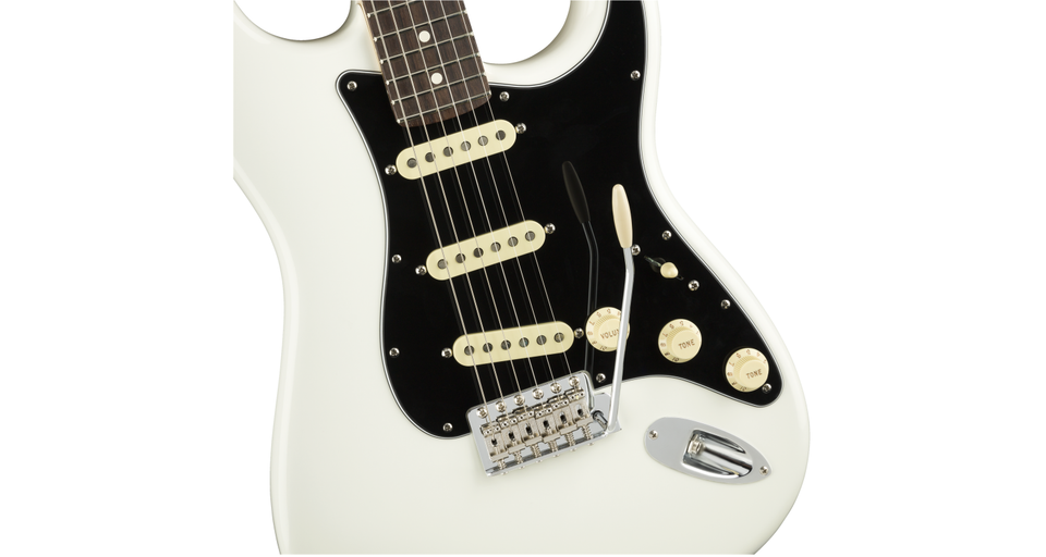 FENDER ELECTRIC GUITAR/ AMERICAN PERFORMER Stratocaster/ WHITE