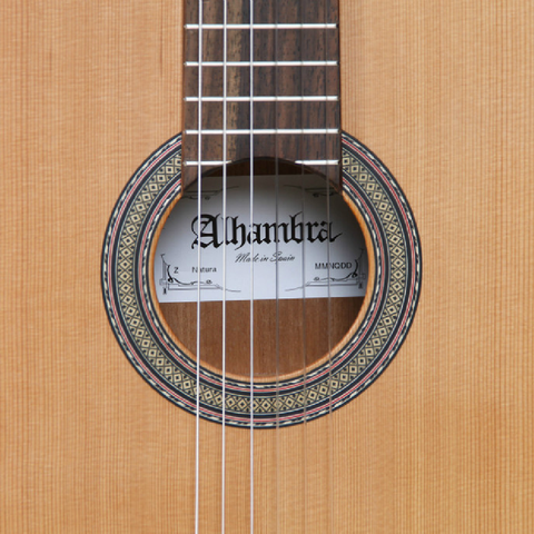 ALHAMBRA Z-NATURE CLASSICAL GUITAR. 